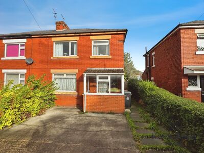 Collins Road, 3 bedroom Semi Detached House for sale, £95,000