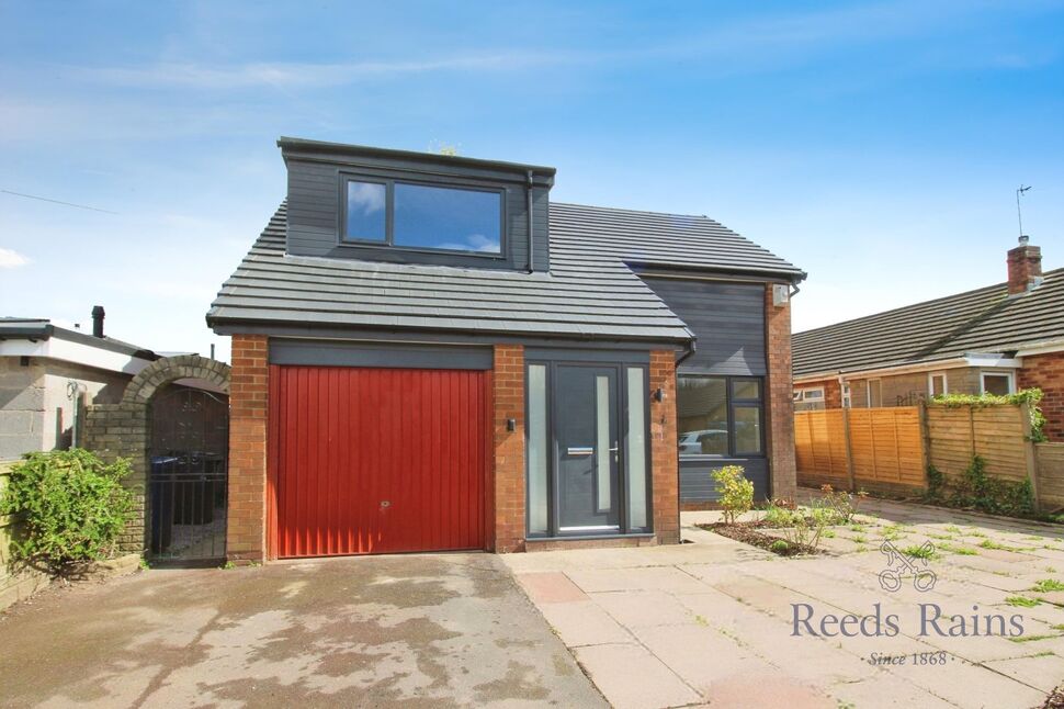 3 bedroom Detached House for sale