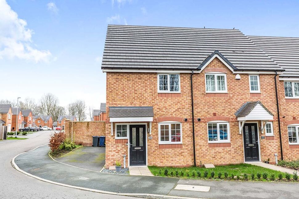 2 bedroom End Terrace House for sale