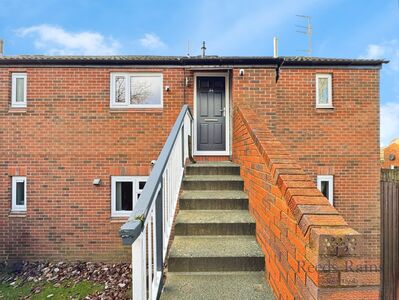 1 bedroom Flat for sale