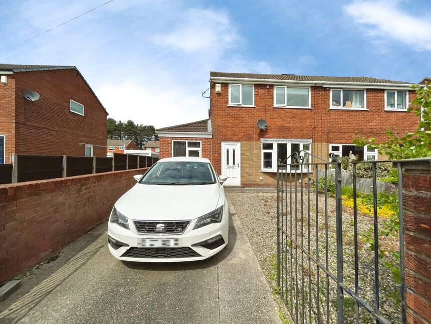 Main image of 4 bedroom Semi Detached House to rent, Irongate, Bamber Bridge, Lancashire, PR5