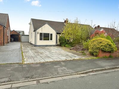 3 bedroom Semi Detached Bungalow for sale