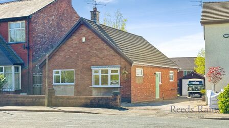 Duddle Lane, 2 bedroom Detached Bungalow for sale, &pound;235,000