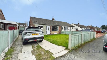 Ampleforth Drive, 2 bedroom Semi Detached Bungalow for sale, &pound;175,000