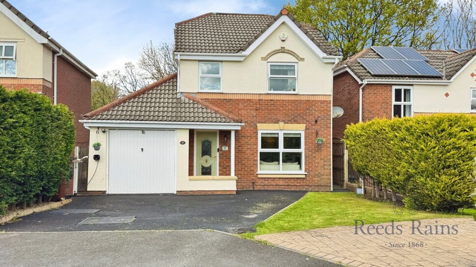 Main image of 3 bedroom Detached House for sale, Holland House Road, Walton-le-Dale, Lancashire, PR5