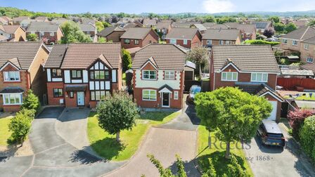 3 bedroom Detached House for sale