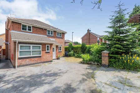 Brindle Road, 4 bedroom Detached House to rent, &pound;1,300 pcm