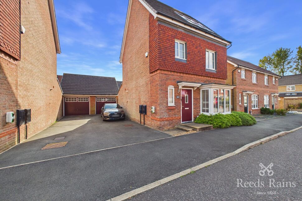 Main image of 4 bedroom Detached House for sale, Shuttle Road, Bamber Bridge, Lancashire, PR5