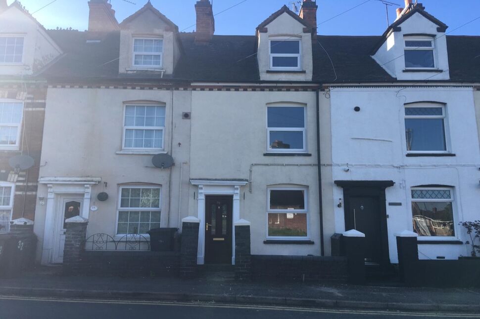 Main image of 3 bedroom Mid Terrace House to rent, Chapel Street, Bedworth, Warwickshire, CV12