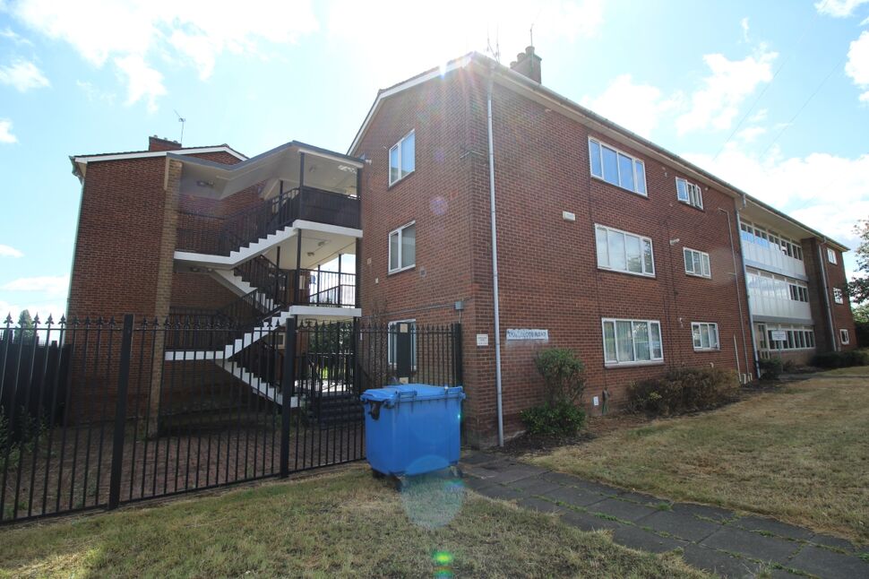 Main image of 1 bedroom Flat to rent, Dorlecote Court, Nuneaton, Warwickshire, CV10