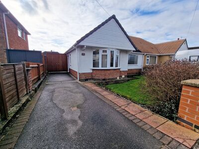 2 bedroom Semi Detached Bungalow for sale