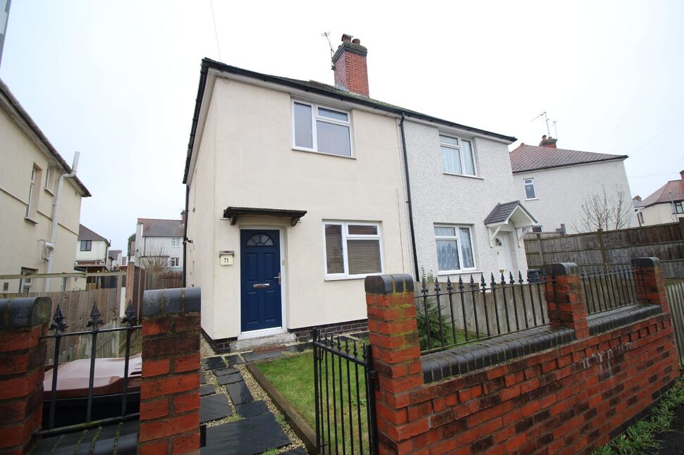 2 bedroom Semi Detached House to rent, Bedworth, Warwickshire, CV12