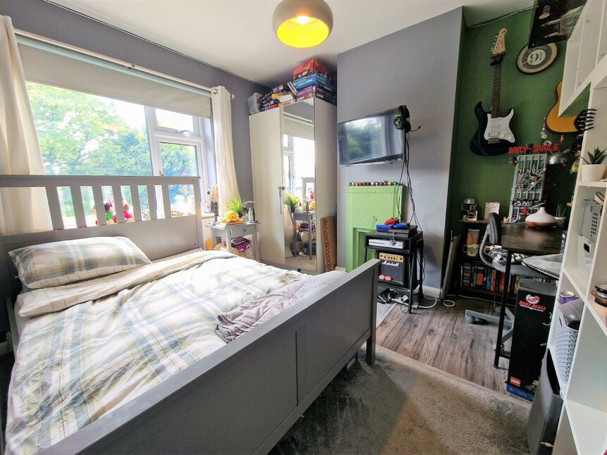 3 bedroom Semi Detached House for sale, Hospital Lane, Bedworth, CV12