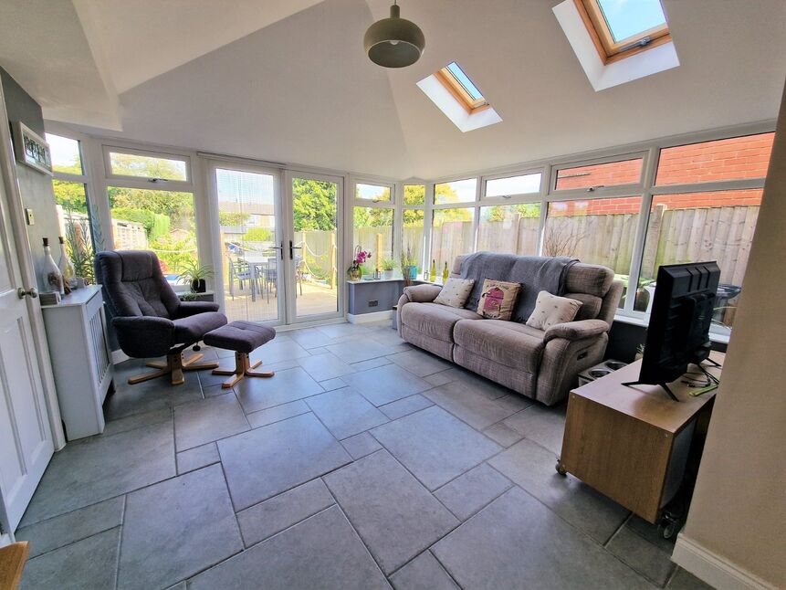 3 bedroom Semi Detached House for sale, Hospital Lane, Bedworth, CV12