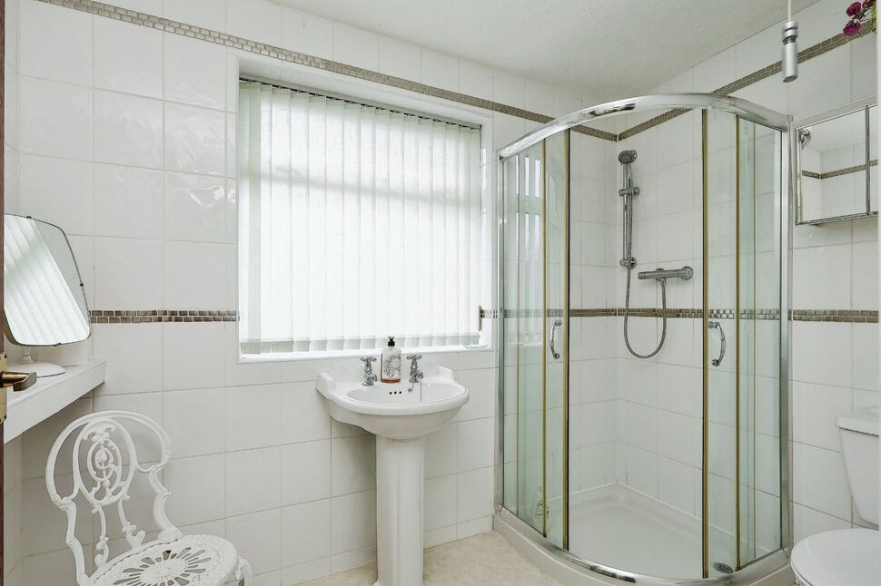 En-Suite Shower Room
