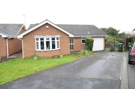 The Chestnuts, 2 bedroom Detached Bungalow for sale, £315,000