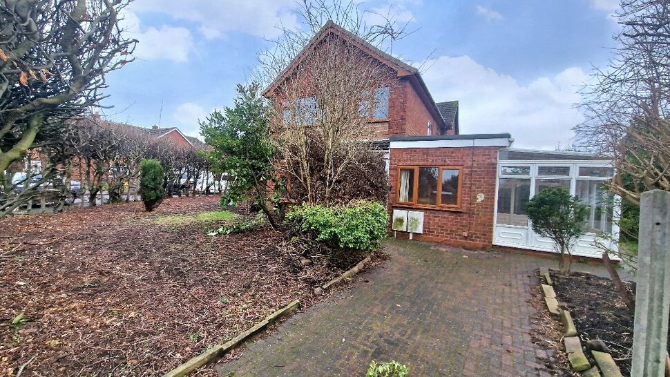 Main image of 3 bedroom Semi Detached House for sale, Blockley Road, Bedworth, Warwickshire, CV12
