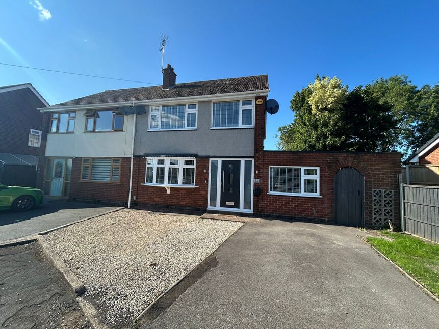 3 bedroom Semi Detached House for sale