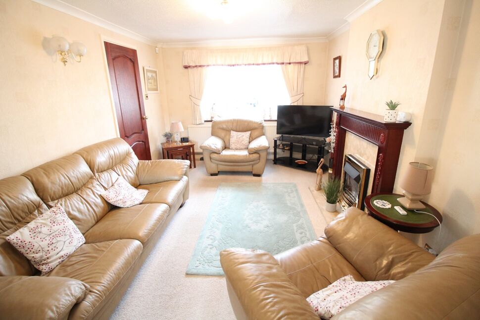 3 bedroom Link Detached House for sale, Lakeside, Bedworth, CV12 £270,000