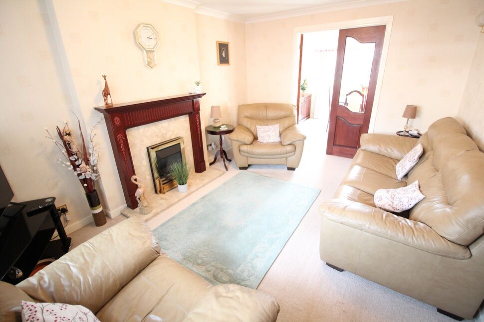 3 bedroom Link Detached House for sale, Lakeside, Bedworth, CV12 £270,000