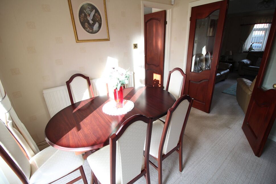 3 bedroom Link Detached House for sale, Lakeside, Bedworth, CV12 £270,000