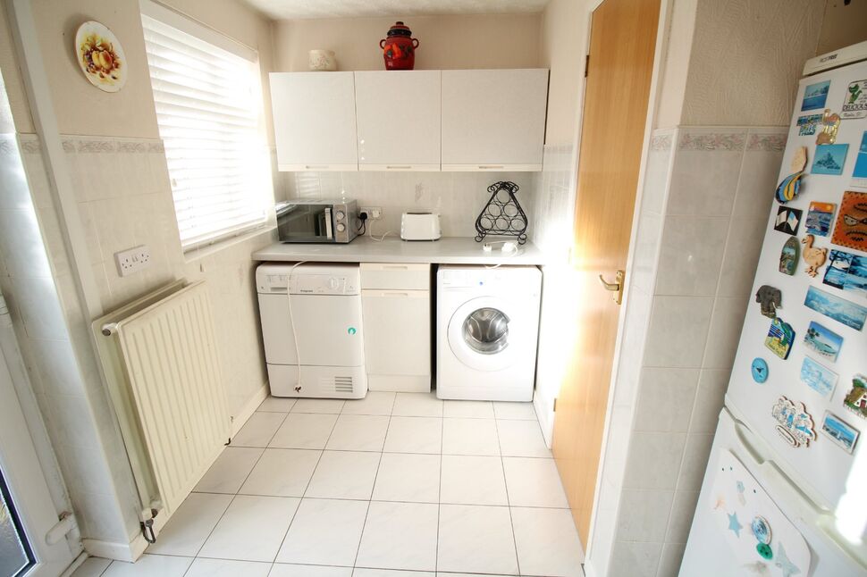 3 bedroom Link Detached House for sale, Lakeside, Bedworth, CV12 £270,000