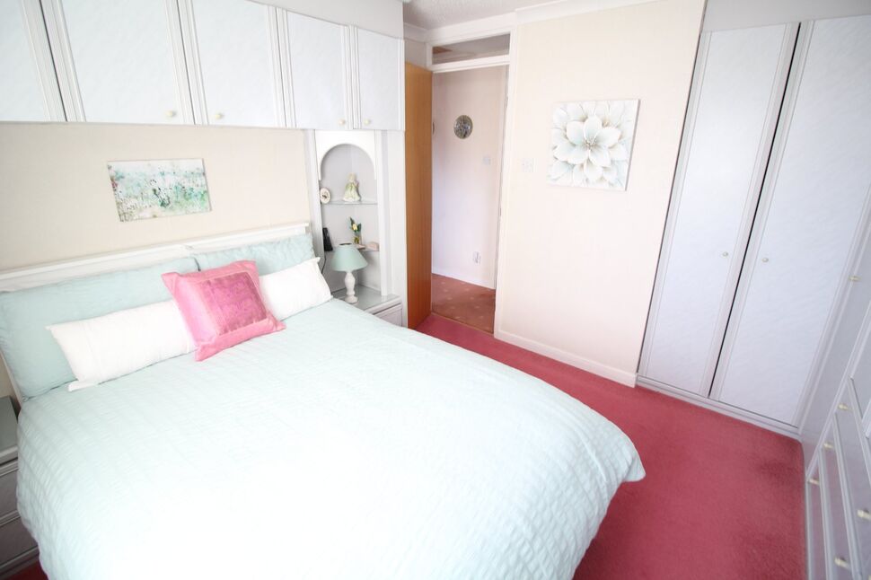 3 bedroom Link Detached House for sale, Lakeside, Bedworth, CV12 £270,000