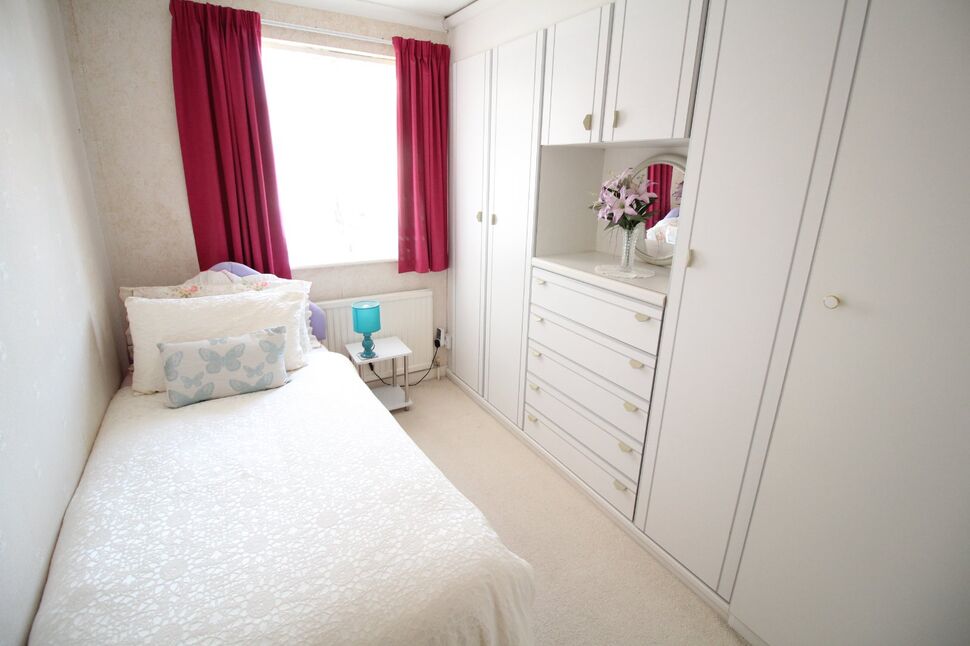 3 bedroom Link Detached House for sale, Lakeside, Bedworth, CV12 £270,000