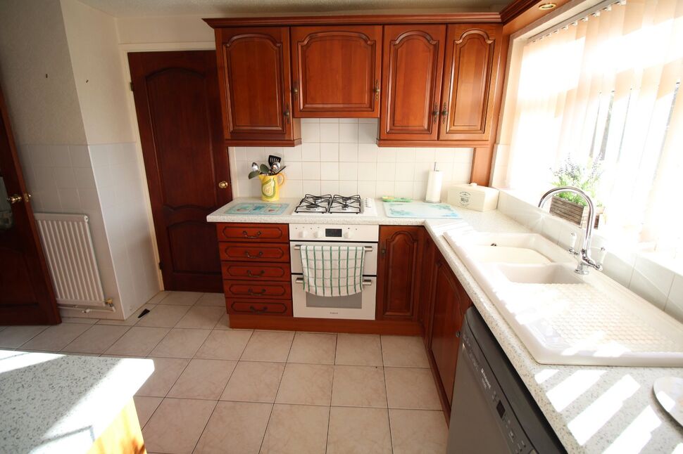 3 bedroom Link Detached House for sale, Lakeside, Bedworth, CV12 £270,000