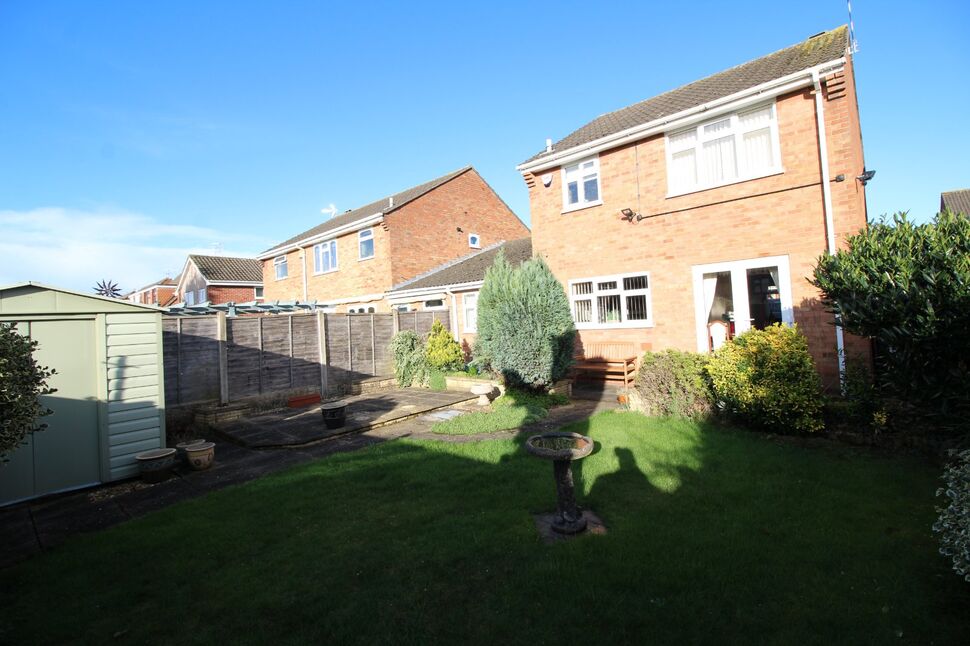 3 bedroom Link Detached House for sale, Lakeside, Bedworth, CV12 £270,000