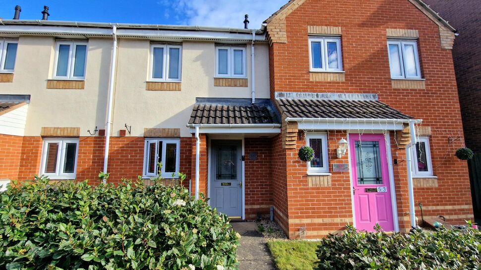 2 bedroom Mid Terrace House for sale, Walsingham Drive, Nuneaton, CV10