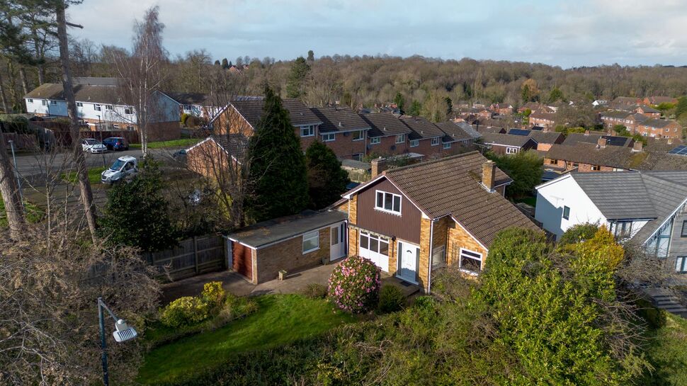 Main image of 4 bedroom Detached House for sale, Villiers Road, Kenilworth, Warwickshire, CV8