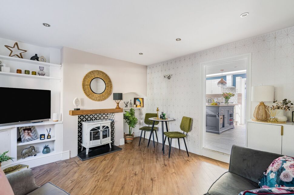 Lounge / Dining Room