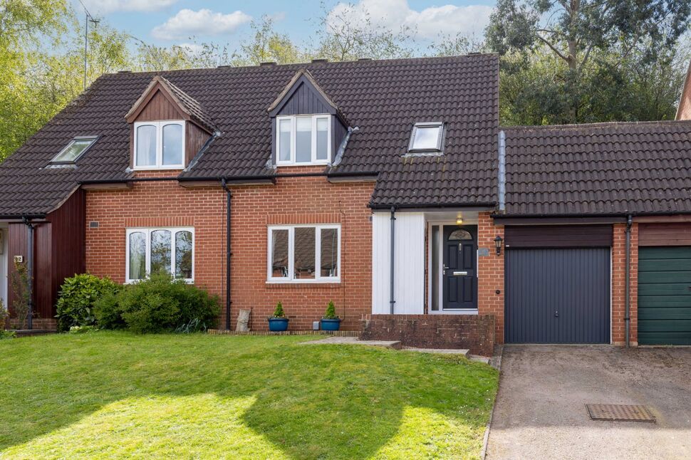 Main image of 2 bedroom Semi Detached House for sale, Greensward Close, Kenilworth, Warwickshire, CV8