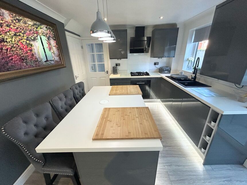 Kitchen / Diner