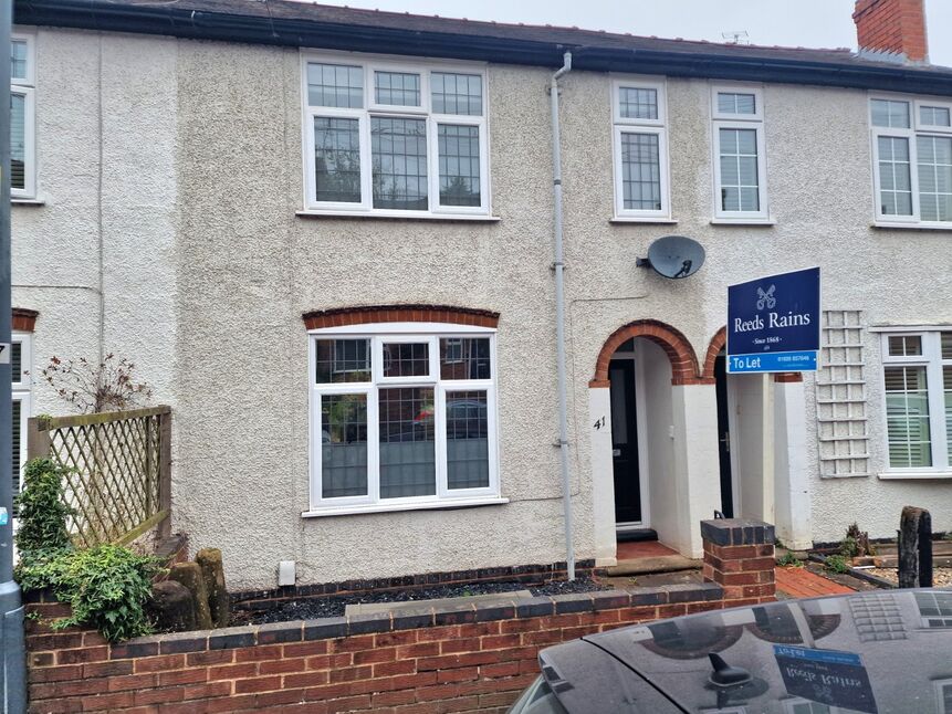 Main image of 3 bedroom Mid Terrace House to rent, School Lane, Kenilworth, Warwickshire, CV8