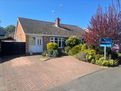 2 bedroom Semi Detached Bungalow for sale