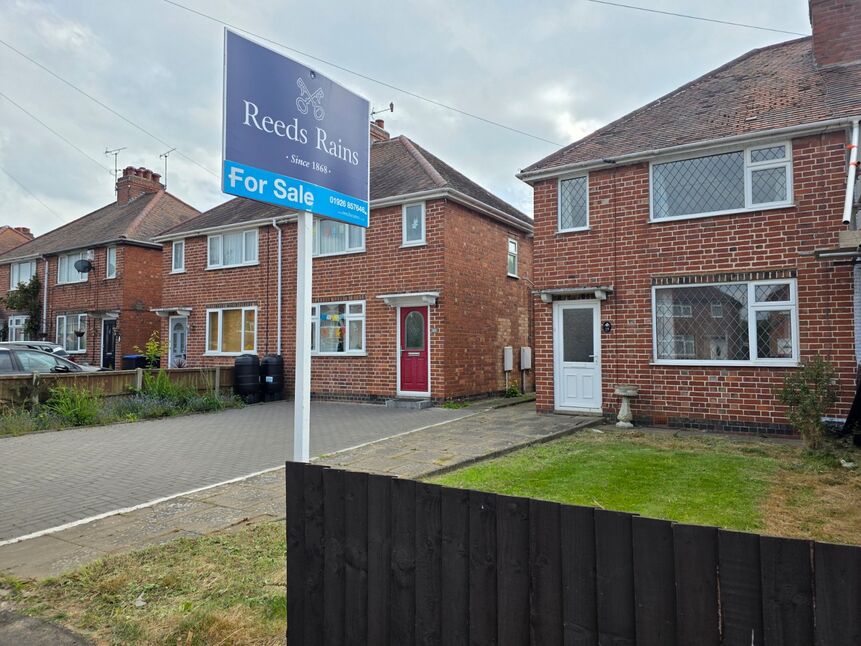 2 bedroom Semi Detached House for sale