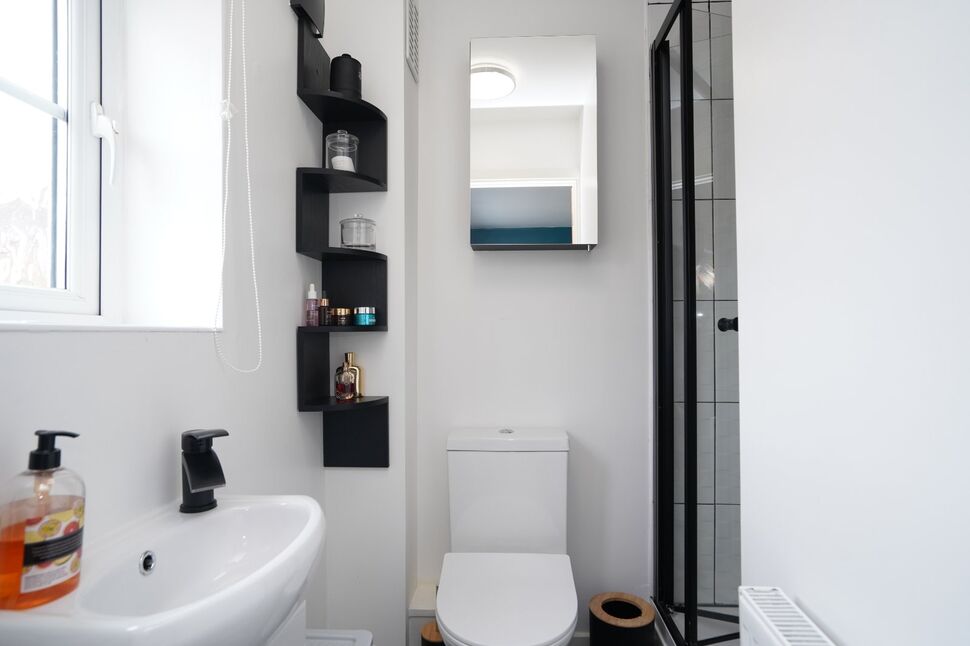En-Suite Shower Room