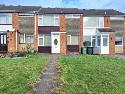 3 bedroom Mid Terrace House to rent