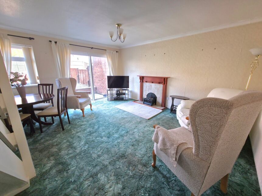 Lounge / Dining Room
