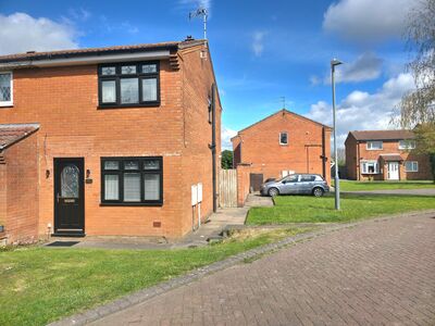 Aintree Close, 2 bedroom Semi Detached House for sale, £210,000