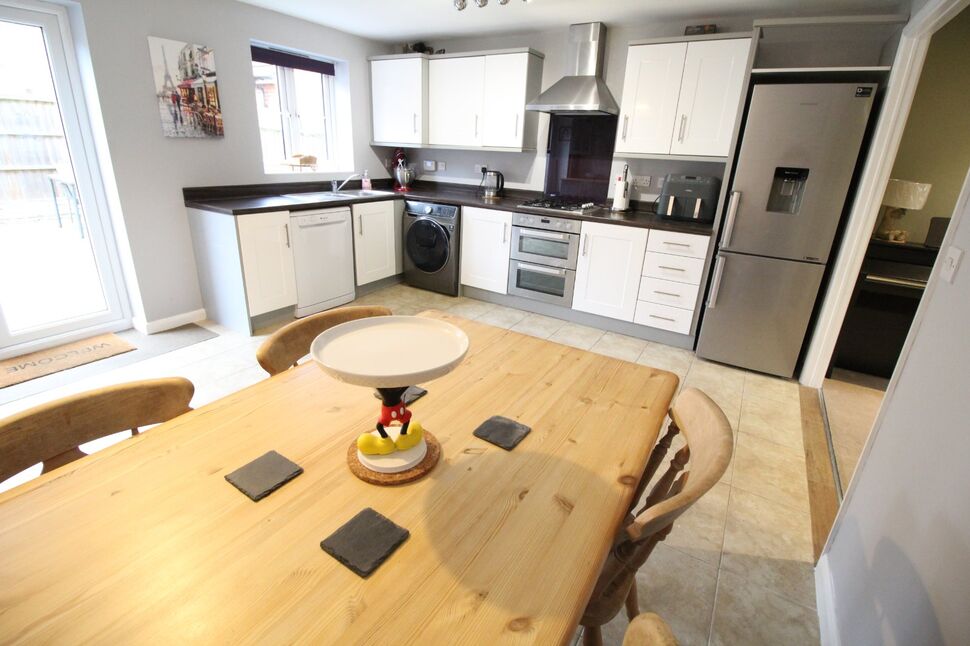 Main image of 4 bedroom Semi Detached House for sale, Dalehouse Lane, Kenilworth, Warwickshire, CV8