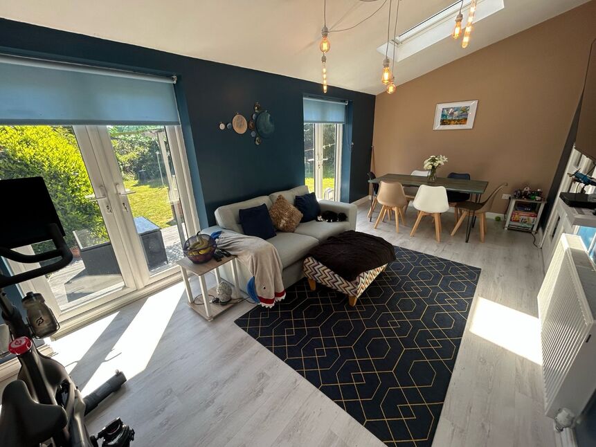 Sitting / Dining Room