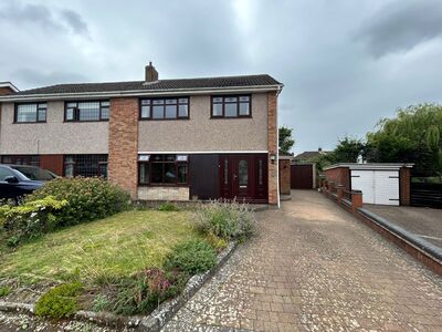 Wye Close, 3 bedroom Semi Detached House for sale, £300,000