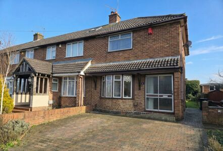 3 bedroom End Terrace House for sale