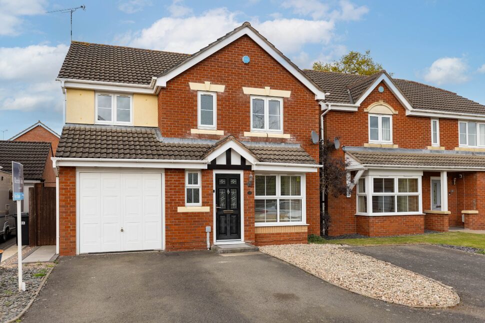 Main image of 4 bedroom Detached House for sale, Snowdrop Close, Bedworth, Warwickshire, CV12