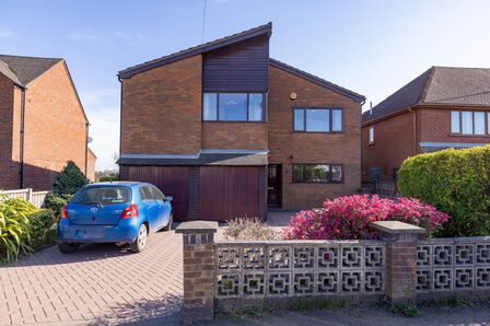 Goodyers End Lane, 4 bedroom Detached House for sale, £365,000