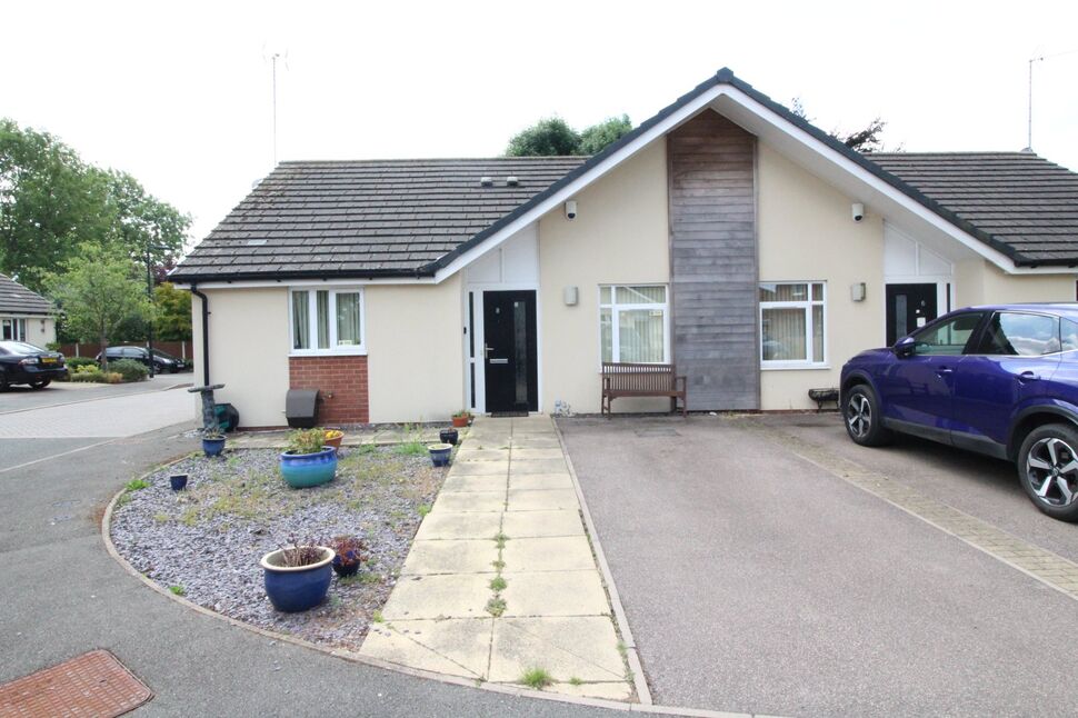 2 bedroom Semi Detached Bungalow for sale
