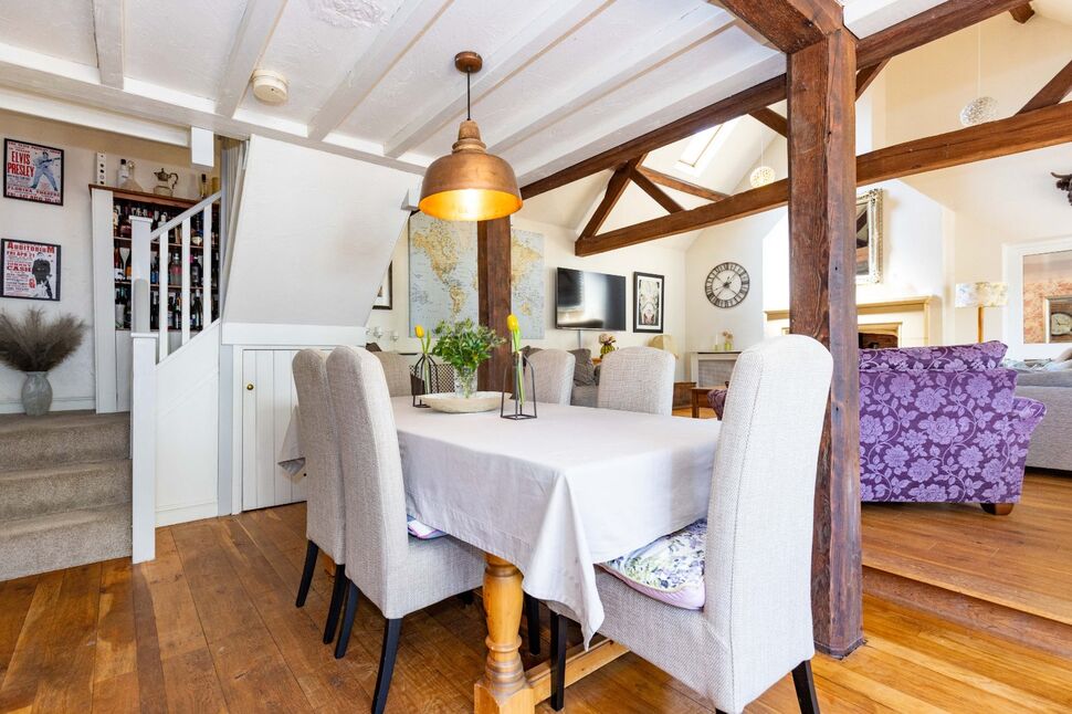 Dining / Living Room